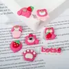 Accesorios de resina DIY al por mayor Tarjeta Llavero Colgante para funda de teléfono Móvil Matrícula Oso y fresa