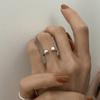 Anillo de plata de ley s925 con forma de cruz irregular y diseño minimalista para mujer, con textura de gota de agua, abierto, para verano.