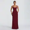 Ropa de mujer transfronteriza de Amazon 2026 nuevo elegante color liso con tirantes escotados fruncido a la cintura teñido anudado vestido con abertura