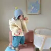 Chaqueta de Algodón para Niña Estilo Otoño/Invierno Suéter Grueso Peludo Abrigo Pequeño de Algodón 2026 Nueva Moda Ropa de Invierno para Niños Top de Lana de Cordero