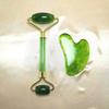 En stock Polvo de Resina Rodillo de Masaje de Cristal Imitación Jade Barra de Belleza Masajeador Facial Rodillo de Doble Cabezal Traje de Raspado