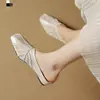Medias Pantuflas de Cuña Transpirables de Verano para Mujer 2026 Nuevo Estilo de Moda Calzado Exterior Malla Hueca Tacón Alto Piel Pantuflas para Mujer