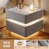 Mesa de cabeceira inteligente, moderna e simples, feita de madeira maciça com luzes, armário de cama inteligente Bluetooth de carregamento sem fio multifuncional de luxo