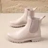 Zapatos de lluvia Chelsea de moda transfronteriza para mujer, estilo coreano, combinables con todo, suela suave, cómodos, antideslizantes, de goma para la cocina.