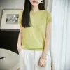 Top básico versátil de corte ajustado, suave camisa de punto con cuello redondo, capa interior amigable con la piel, estilo básico de manga larga, adelgazante, color liso para mujer