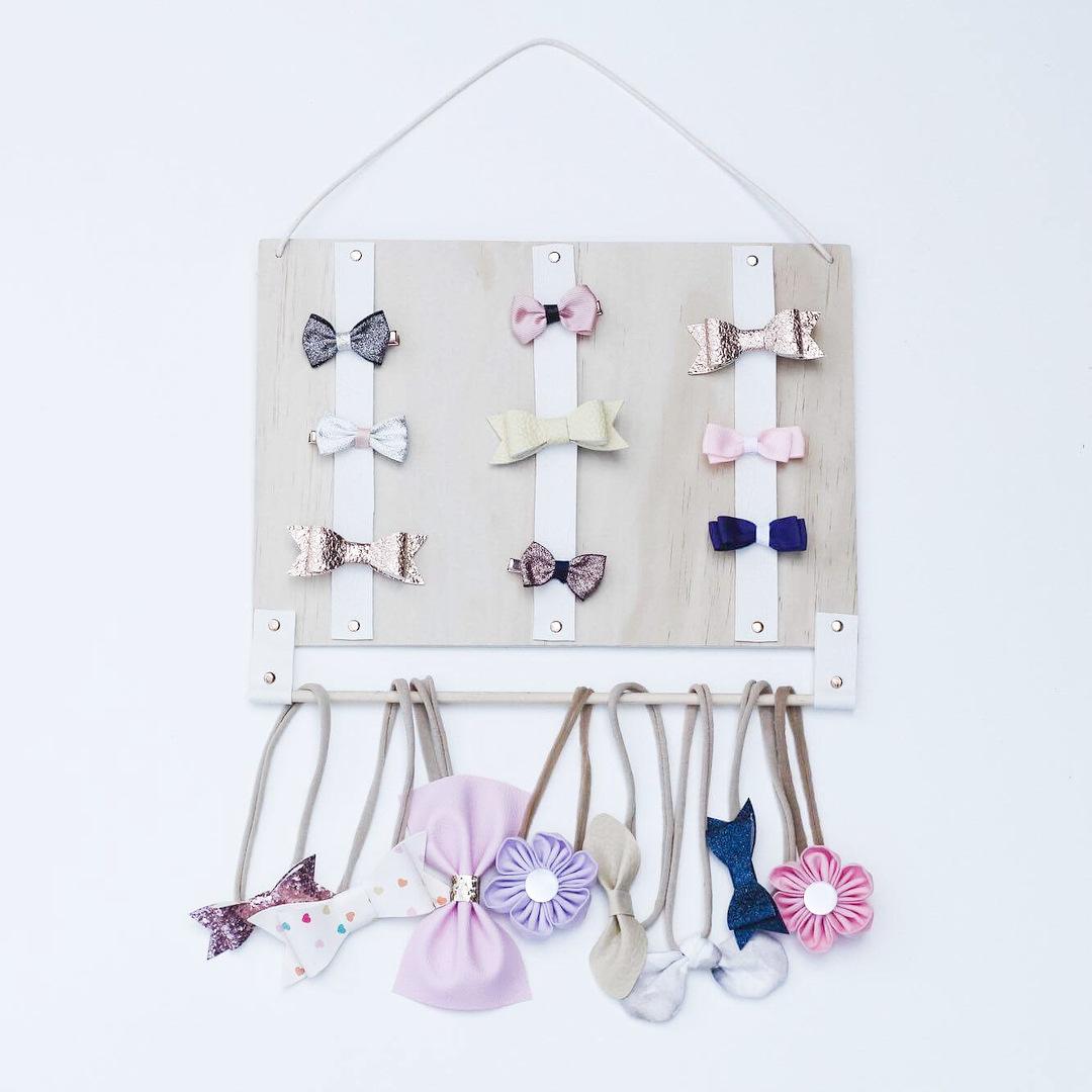 22069122_715737668611615_15882