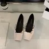 Bailarinas de Diseñador de Nicho con Tira Cruzada para Mujer 2025 Nuevos Zapatos Mary Jane de Satén con Punta Cuadrada y Aumento Oculto de Altura