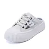 Zapatos Blancos de Verano Calados Modelo Nuevo 2026 Suela Gruesa Resistentes al Desgaste Suela Suave Versátiles Zapatos Deportivos Casuales Pantuflas T19