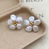 Pendientes de Flor de Perla Estilo Barroco de Lujo Ligero de Diseño de Nicho para Mujer, Nuevos Pendientes Populares Estilo Verano 2026