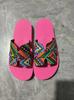 Sandalias de playa con plataforma de gran tamaño para mujer, zapatillas de moda europea y americana, informales y cómodas, de comercio exterior, de verano 2024, en stock