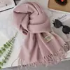 Bufanda Nueva de Imitación Cachemir para Mujer, Marca Trendy Estilo Coreano de Invierno, Versátil y Linda, Chal Bufanda para Cuello Gruesa de Doble Cara con Borlas