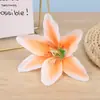 Flor de lirio artificial de 13 cm con flor de lirio pequeña en forma de corazón al por mayor bambú rico con flor arreglo floral para coche de boda con flor tela de seda Cien