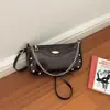 Comercio exterior cadena artística tachonada única nueva vintage ligera de moda bandolera hombro baguette pequeño cuadrado para mujer