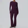 Conjunto de outfit de yoga de estilo europeo y americano, sensación de piel desnuda, doble pulido, secado rápido, transpirable, ajustado, manga larga, pantalones largos ligeramente acampanados, conjunto de dos piezas para correr y fitness