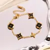 Pulsera de Acero de Titanio Estilo Vintage de Alta Venta Transfronteriza para Mujer, Oro de 18 Quilates, No se Desvanece, Moderna, Lujo Ligero, Joyería de Gama Alta, Directo del Fabricante