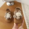 Zapatos Birkenstock Versátiles de Moda para Mujer Crocs Birkenstock Lindos de Dibujos Animados Otoño 2026 Nuevas Zapatillas Retro de Alta Gama