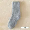 Meias de Dormir Outono e Inverno com Lã de Coral, Meias Engrossadas para Gestantes, Meias de Chão, Meias Quentes para Casa em Lã de Coral, Design Amigo da Pele Antiderrapante