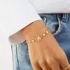Pulsera de Cobre Chapado en Oro de 14 Quilates con Incrustaciones de Diamantes, Estilo de Moda Europeo y Americano Transfronterizo, Trébol de Cuatro Hojas para Mujer, Joyería Versátil de Lujo Ligero para Pareja