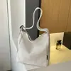 Bolso Retro Transfronterizo Nuevo Otoño 2026 Bolso de Mujer Moda Bolso Tote Casual Gran Capacidad Bolso de Hombro Único Cruzado