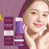 El stick para el cuidado facial VIARELINE es delicado, suave e hidrata la piel del rostro, proporcionando hidratación y cuidado diario ligero y refrescante.