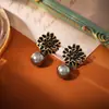 Brincos de Tarraxa Flor de Zircônia Pérola Vintage Cool Tendência Moda Brincos de Luxo Estilo Minimalista Exclusivo
