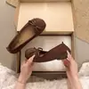 Zapatos Planos Mary Jane Retro Franceses para Mujer Otoño Nuevo Gamuza Dedo Gordo Boca Baja Suela Plana Zapatos Individuales Suela Suave Zapatos de Abuela