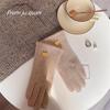 2026 Novo Estilo Maillard Simples com Letras Luvas de Cashmere de Cinco Dedos, Compatíveis com Tela de Toque, Camada Dupla Espessada Luvas Femininas para Outono e Inverno