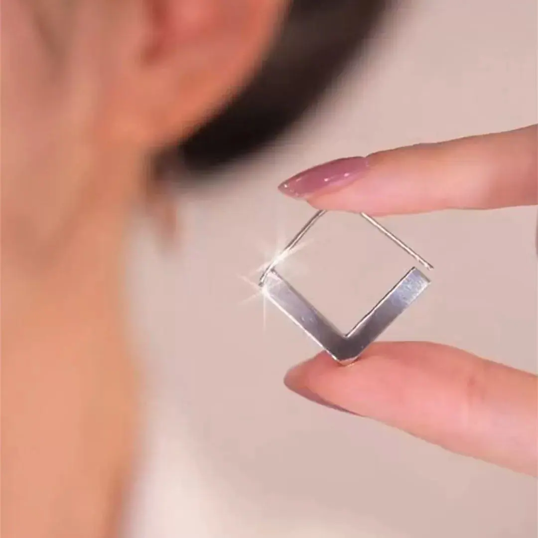 O1CN01TUFdB725pPIBuedkd_!!2217