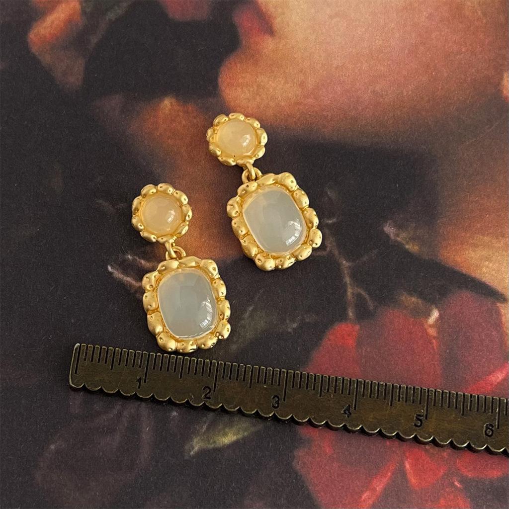 场景_0130_组 45 拷贝.jpg