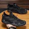 Zapatos con parte superior de calcetín de malla, nuevo modelo de verano, casuales, cómodos, ligeros, zapatos de hombre con suela gruesa, venta al por mayor, zapatos para exteriores anticolisión
