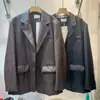 Jaqueta Blazer de Couro PU Moda Clássica Fashionável Retrô com Lapela Nova Primavera e Outono Feminina Casual