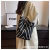 Nuevo 2024ins Diseño de Nicho Coreano Bolso Tejido de Espiga de Trigo Bolso de Hombro para Mujer Bolso Tote Bolso Tejido Volador Baoma