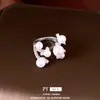Anillo abierto de moda con circonita y perla, lujo ligero con un toque de alta gama, anillo elegante con diseño de estilo francés, joyería de moda y versátil