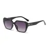Nuevas Gafas de Sol de Moda para Mujeres Sin Maquillaje, Gafas Cuadradas Versátiles, Gafas de Sol Clásicas Simples con Marco Grande Anti-UV