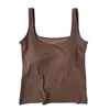 Top regata acolchoado integrado de algodão dourado com decote quadrado para mulheres, moda praia dopamina, regata com toque fresco, puro e atraente, adequado para usar por cima, lindo design nas costas