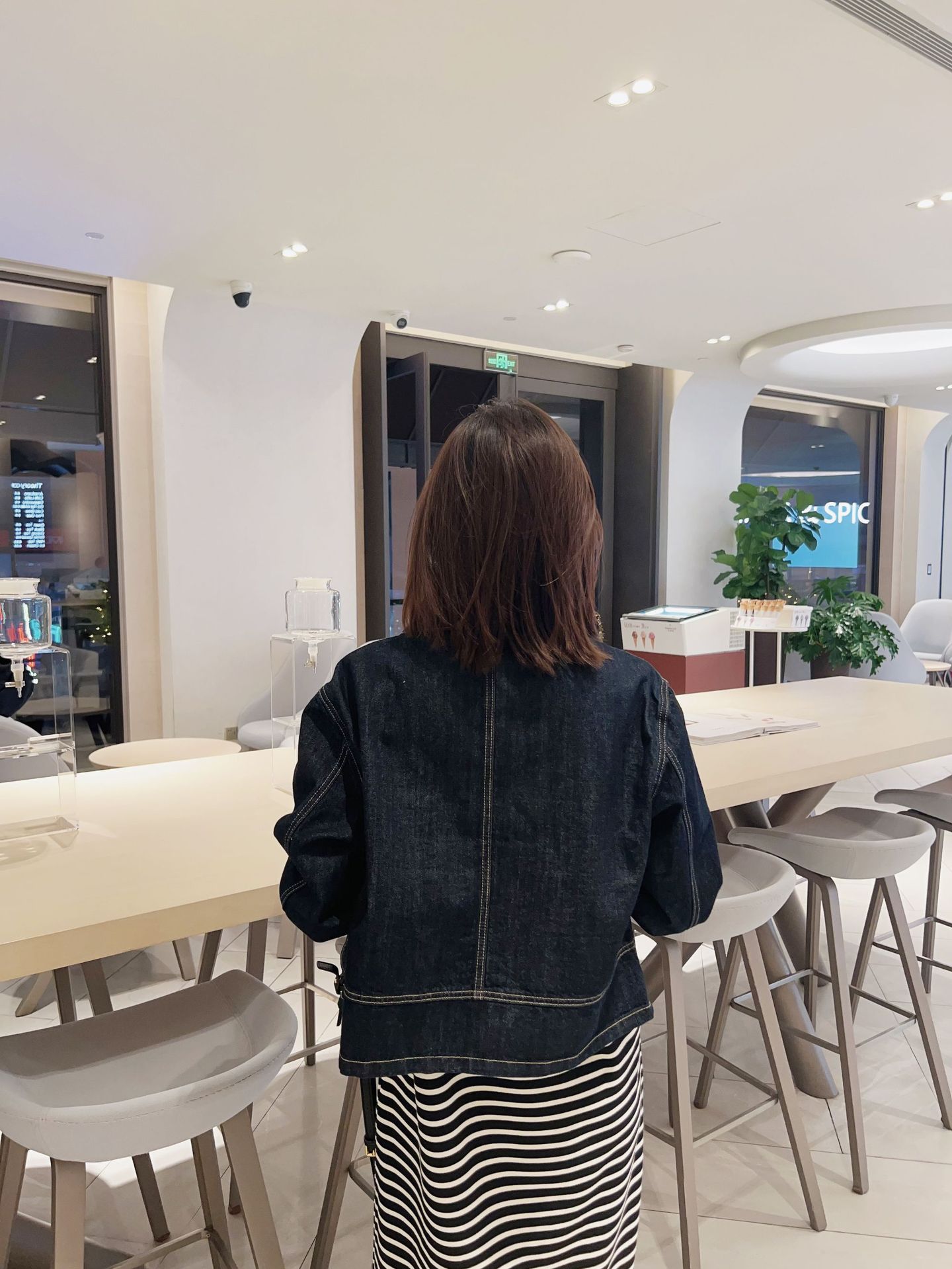 AD4EA2293661B5E0C27A51EE5CA6C1