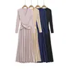 8754-26 Luz de Outono Elegante Madura Estilo Irmã Vestido Cruzado com Decote em V Temperamento Temperamento Emagrecedor Valorizador Vestido de Manga Longa