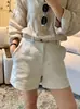 Shorts casuais de linho cor de damasco, caimento relaxado, cintura alta, emagrecedor, versátil para o trabalho, calças retas para mulheres, calças de verão leves de perna larga