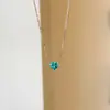 Pingente brilhante em forma de coração pequeno na cor Paraíba, corrente de clavícula simples, fresca e versátil para o verão, para mulheres