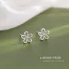 Pendientes de Flor de Plata de Ley 925 para Mujer 2025 Nuevos Pendientes de Moda Popular de Diseño de Nicho Lujo Accesible Pendientes Exquisitos