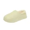 Pantuflas de algodón impermeables de dibujos animados para mujer, adecuadas para usar al aire libre, nuevo estilo de invierno 2026, para uso en interiores en casa, forradas de felpa, cálidas y con diseño de talón cerrado, también disponibles para hombre