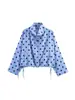 Chaqueta Corta de Lunares Grandes Fresca Dulce Europea y Americana para Mujer, Cuello Alto, Cordón de Ajuste, Holgada, Manga Larga, Prenda Exterior