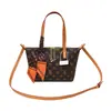 Bolsa Feminina 2026 Novo Modelo Ombro Único Transversal Pequena Quadrada Estilo Coreano Bolsa Tote Retro com Letra Porta-Moedas Versátil Transversal