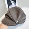 Sombrero Ecuestre Asimétrico con Pliegues y Hebilla de Corazón Estilo Japonés para Mujer, Boina Cálida Estilo Newsboy para Otoño e Invierno