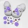 Flores de simulação de resina adequadas para flores de sapato clog de golfinho pequeno, sensação de alta qualidade da moda, corrente original DIY, fivela, atacado