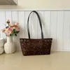 Bolsa de mão elegante e delicada para mulheres, Nova Tendência Outono 2026 Moda Versátil Ombro Único Axila Bolsa Tote
