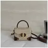 Cross2026 Primavera Nuevo Retro Super Caliente Bolso Cruzado Más Vendido Bolso de Mano Super Caliente Bolso Pequeño Versátil Cuadrado Pequeño para Mujer