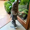 Top de Manga Larga a Rayas Estilo Universitario para Niñas Primavera y Otoño, Conjunto Estilo Coreano para Bebé, Pantalones Acampanados al por Mayor para Niños