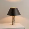 Lámpara de Mesa Modelo Nuevo 2024 Transfronteriza Diseñador Nórdico Español Decoración de Mesita de Noche de Dormitorio Lámpara de Mesa de Hotel