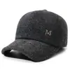 Nova Touca de Baseball Masculina para Meia-Idade e Idosos de Inverno Proteção contra Frio ao Ar Livre Proteção Auricular Aquecimento Bordado Boné com Aba de Pato Chapéu de Algodão Espesso Aveludado